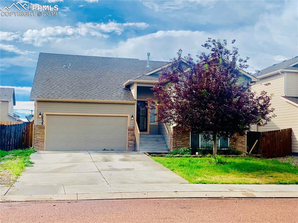 10829 Deer Meadow Circle - Photo 1