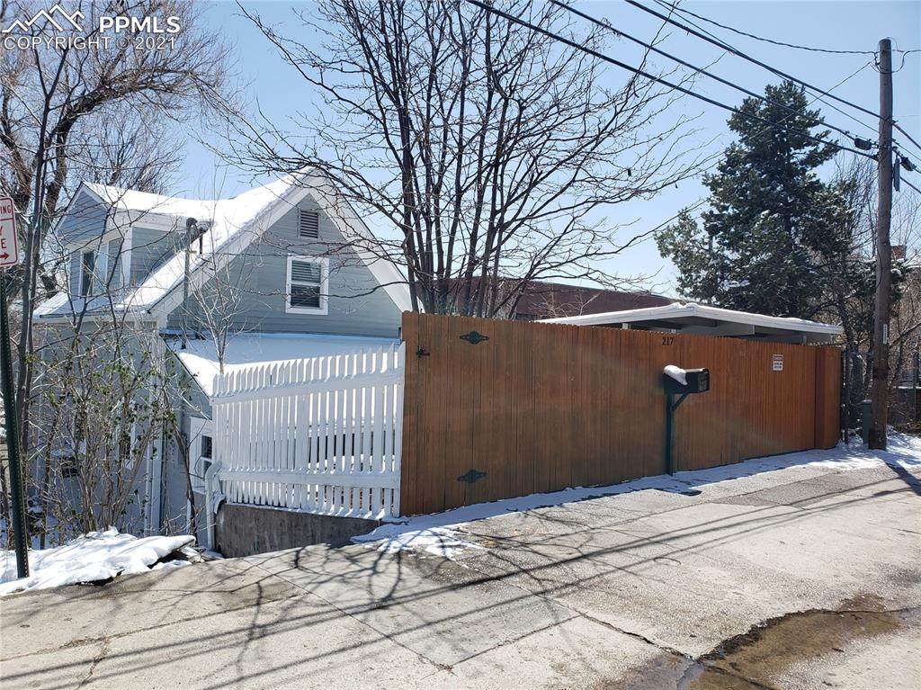 217 Bijou Court - Photo 1