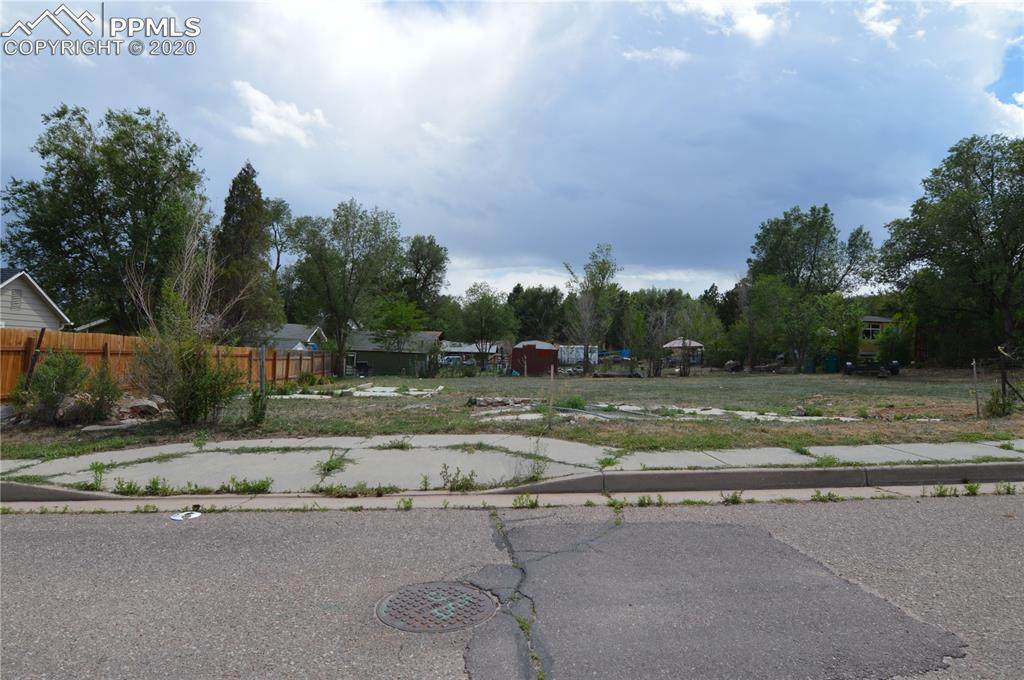703 Del Norte Street - Photo 1