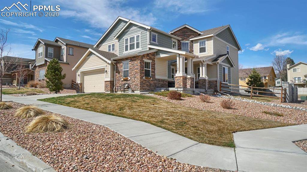 1104 Crown Haven Circle - Photo 1