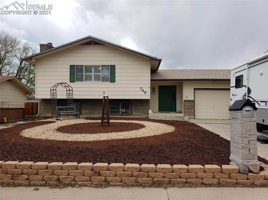 748 Cardinal Street - Photo 1