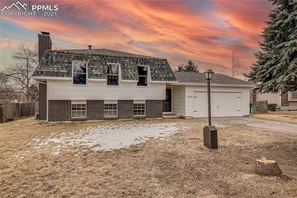 1949 Flintlock Terrace - Photo 1