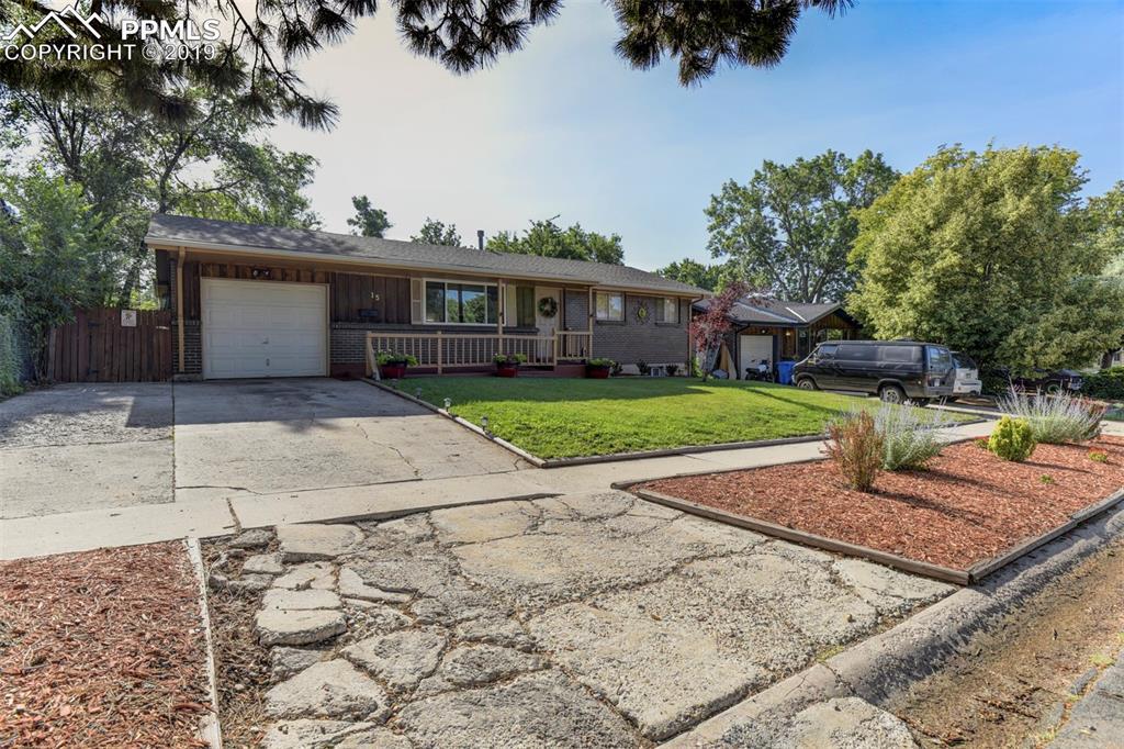 15 Roosevelt Street - Photo 1