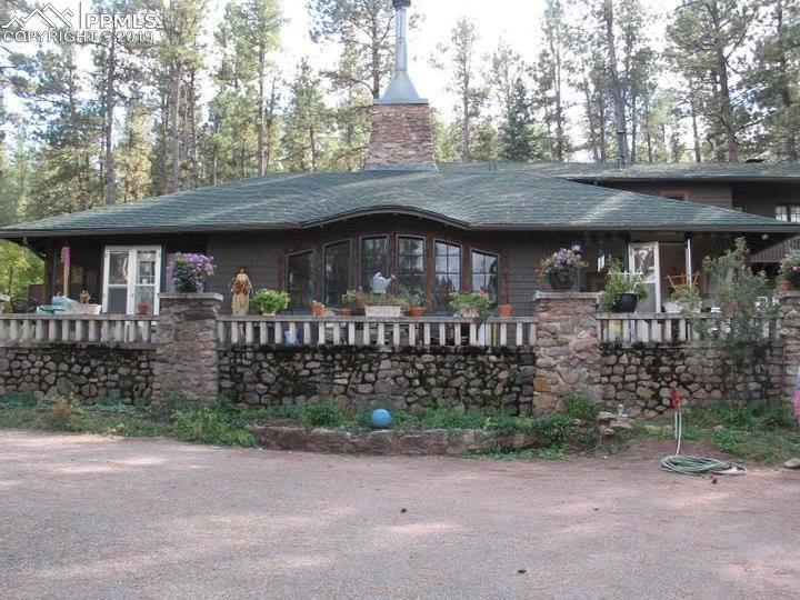 8876 Pine Drive - Photo 1