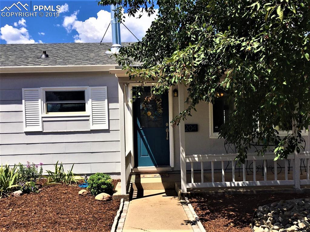 1204 Aspen Avenue - Photo 1