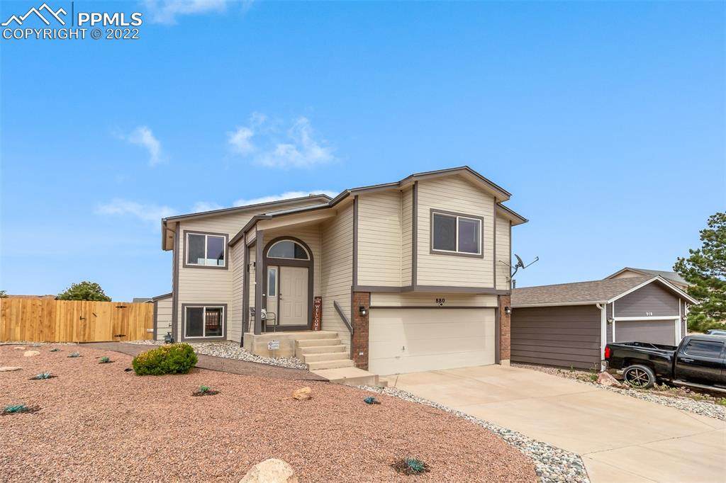 880 Lords Hill Drive - Photo 1
