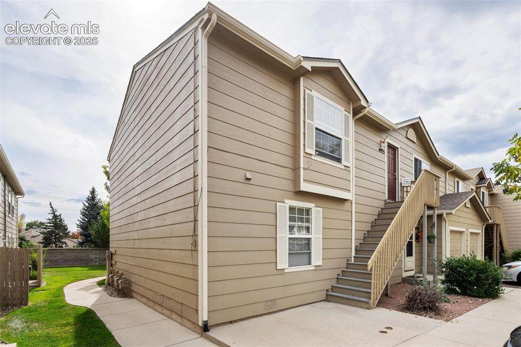 4975 Universal Heights - Photo 1