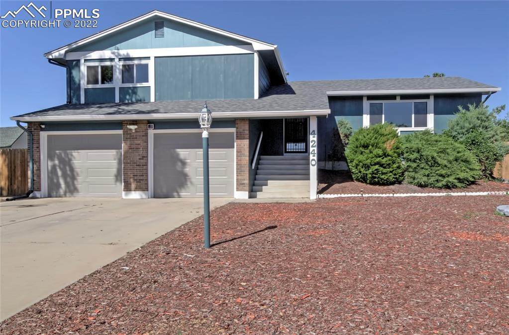 4240 Arvol Circle - Photo 1