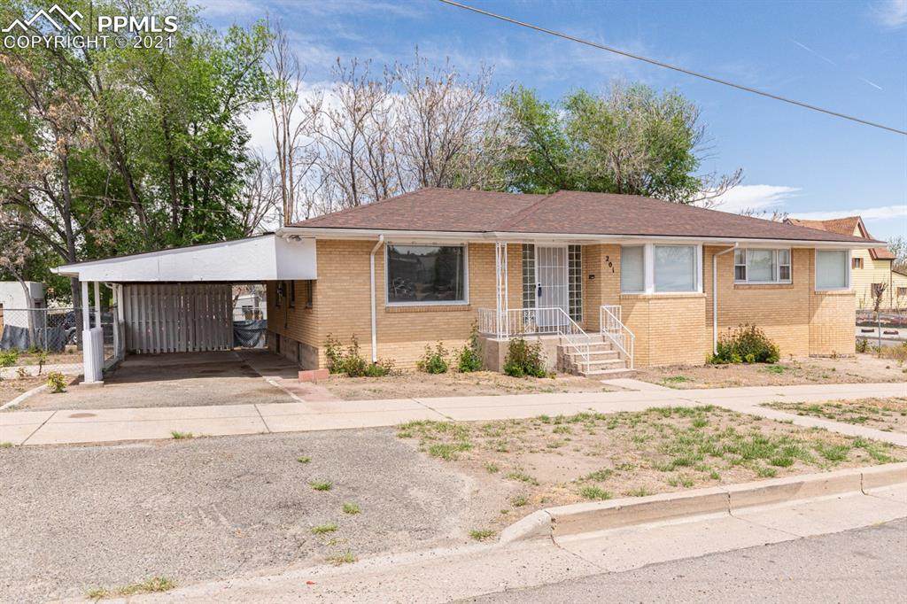 201 Fairview Avenue - Photo 1