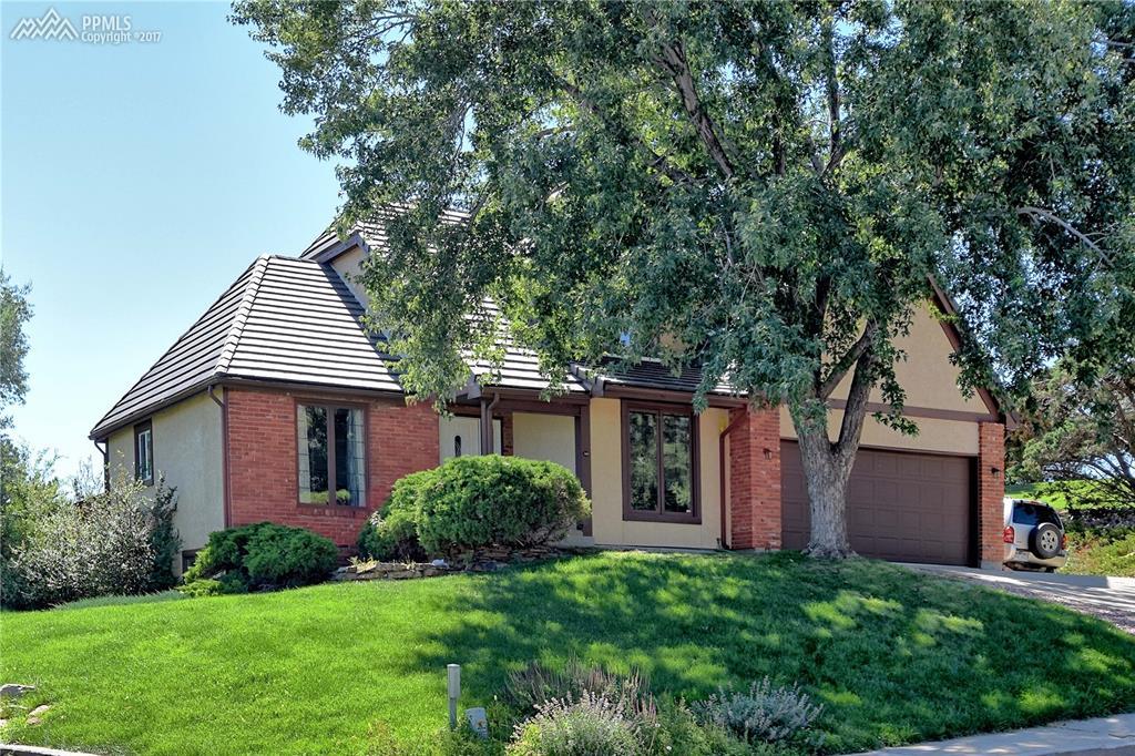 535 Thames Drive - Photo 1