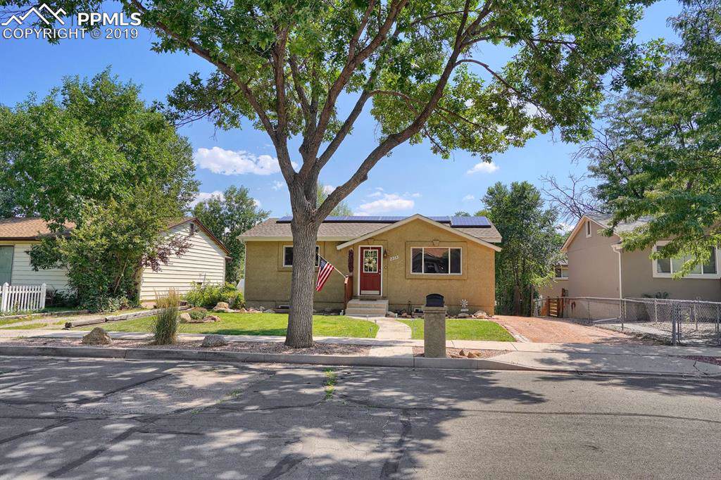 2313 7th Street - Photo 1