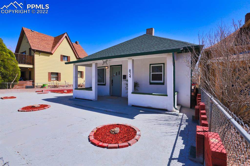 824 Elm Street - Photo 1