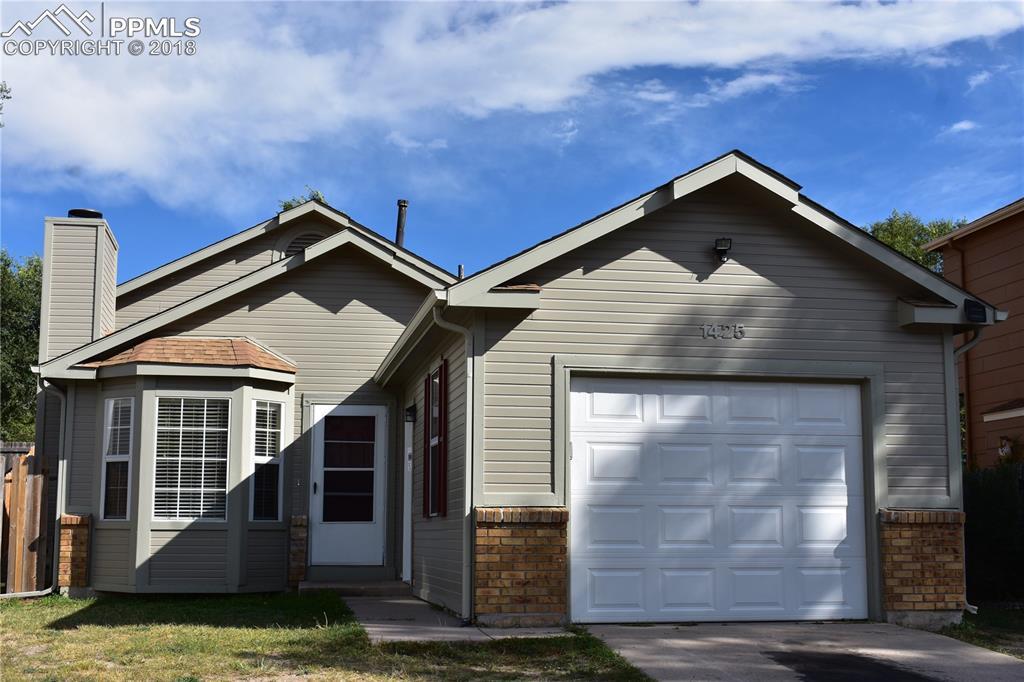 1425 Challenger Avenue - Photo 1