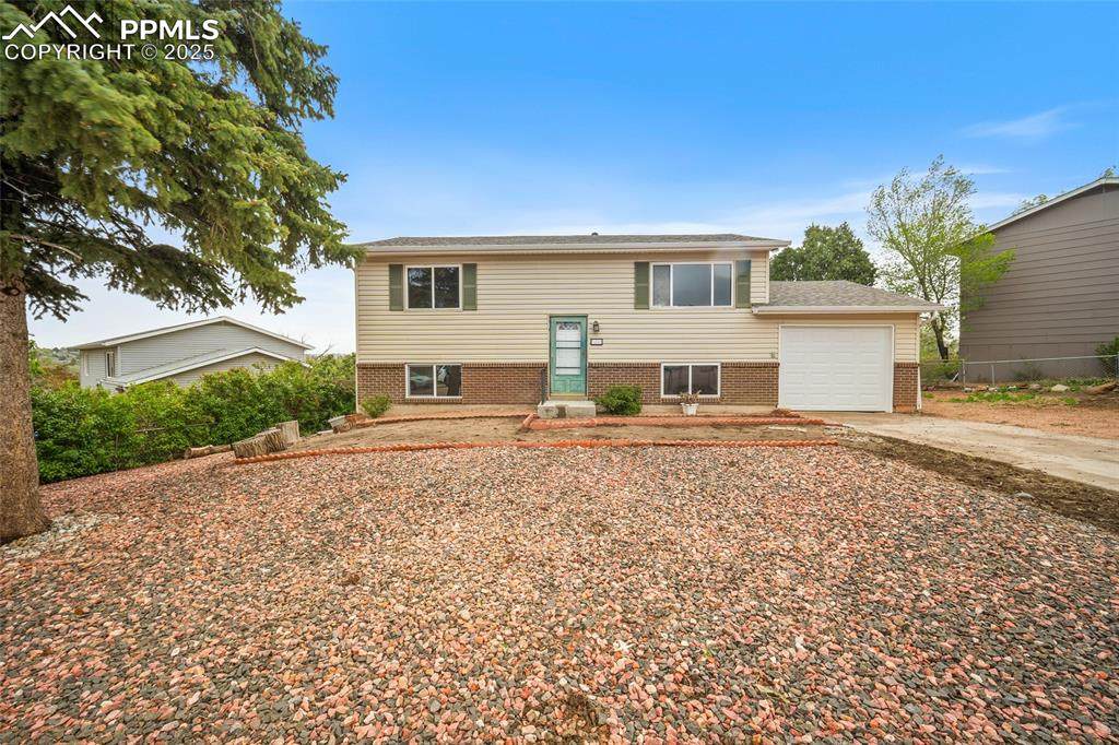 1840 Chamberlin - Photo 1