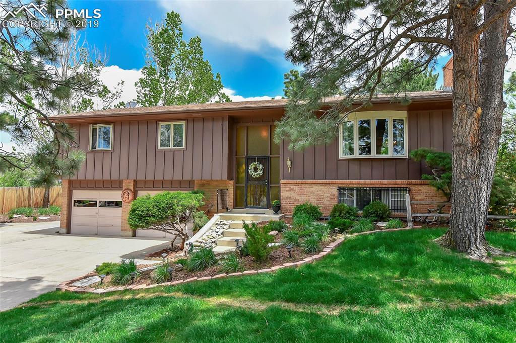 6921 Heatherwood Circle - Photo 1