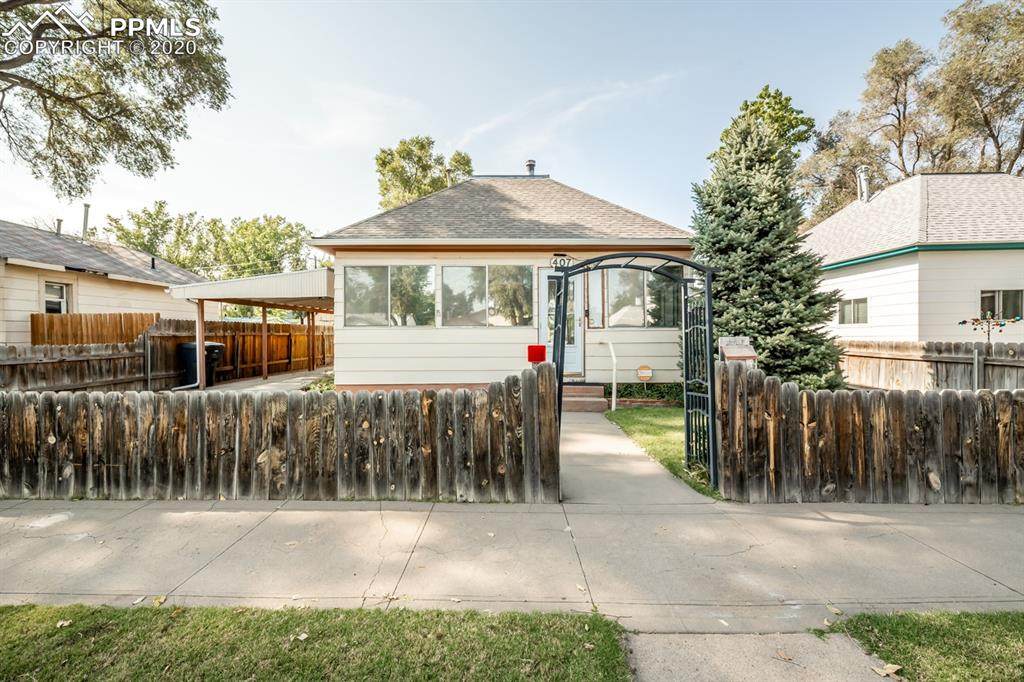 407 7th Street - Photo 1