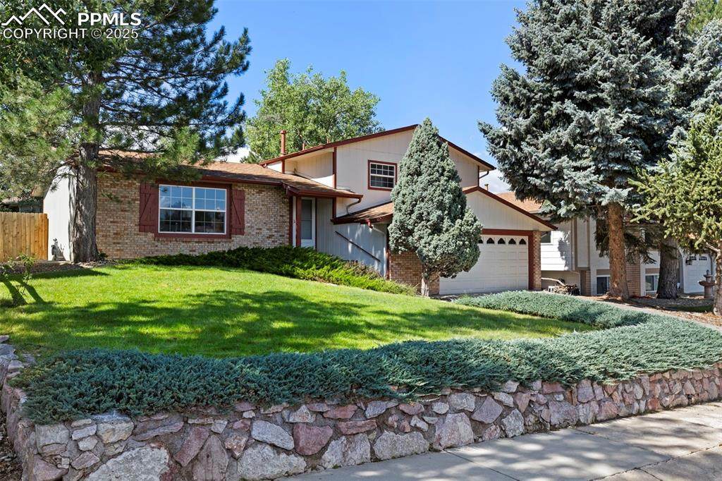 2113 Roundtop Court - Photo 1