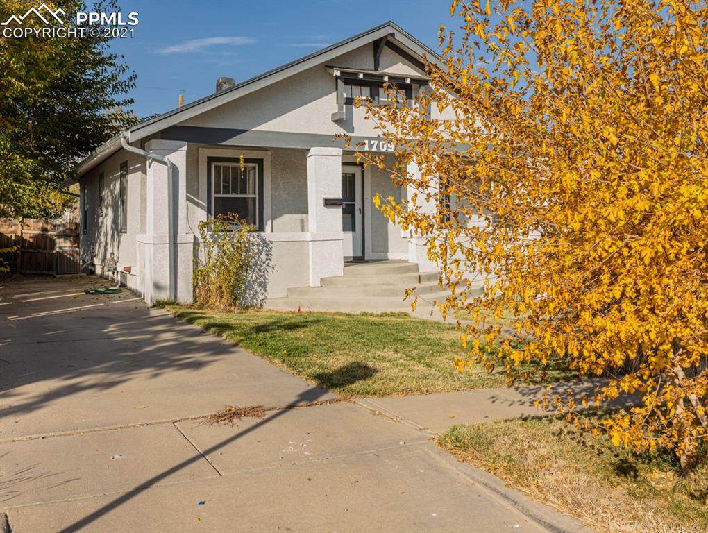 1709 10th Street - Photo 1