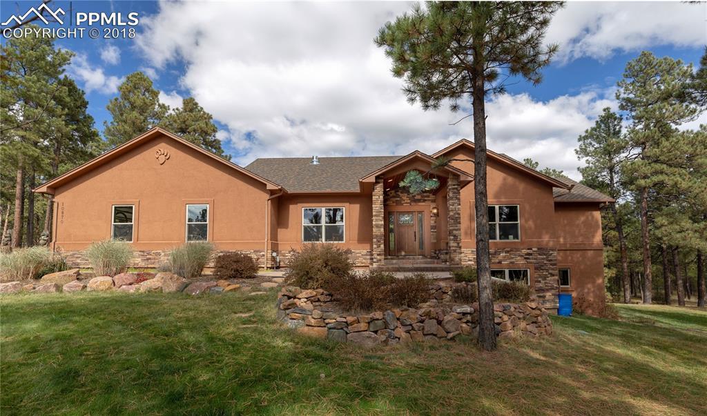 10870 Elizabeth Way - Photo 1