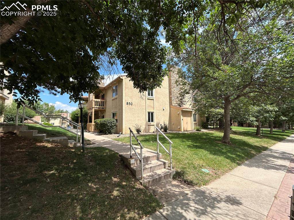 850 Tenderfoot Hill Road - Photo 1