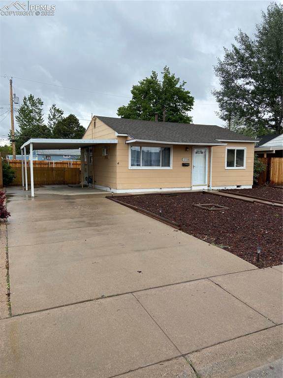 1709 Moore Avenue - Photo 1