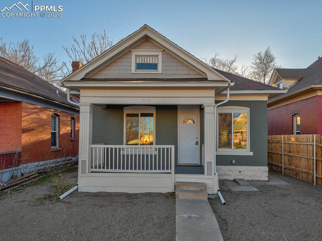 216 Evans Avenue - Photo 1