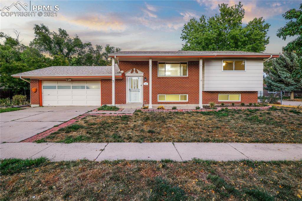 1367 Mears Drive - Photo 1