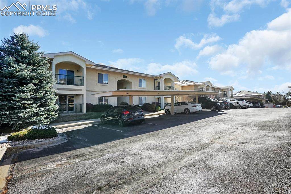 3011 Mandalay Grove - Photo 1