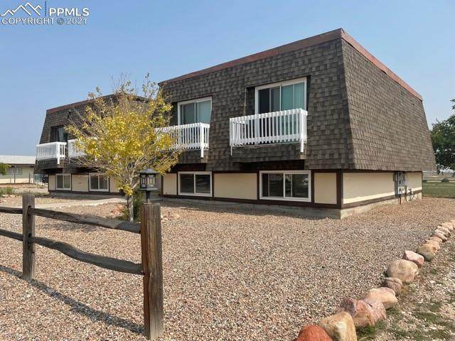 687 Clarion Drive - Photo 1