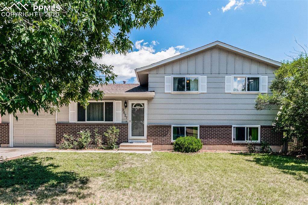 3627 Meadowland Boulevard - Photo 1