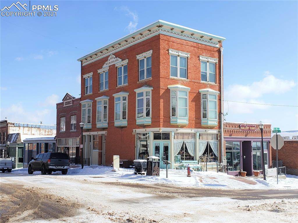 100 4th Street - Photo 1
