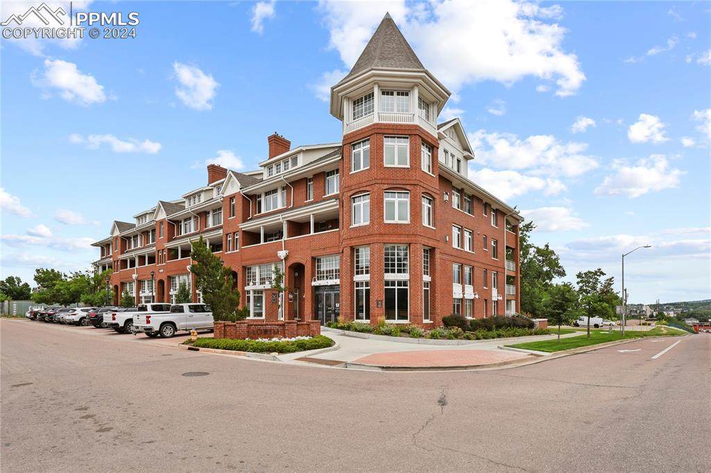 201 Las Animas Street - Photo 1