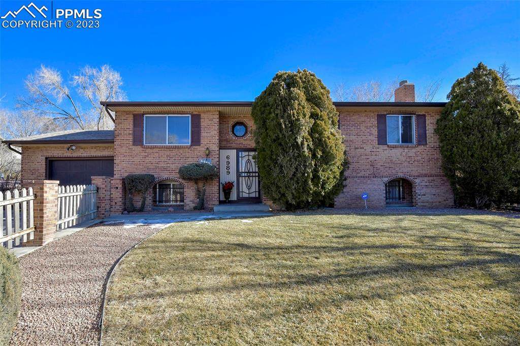 6989 Metropolitan Street - Photo 1