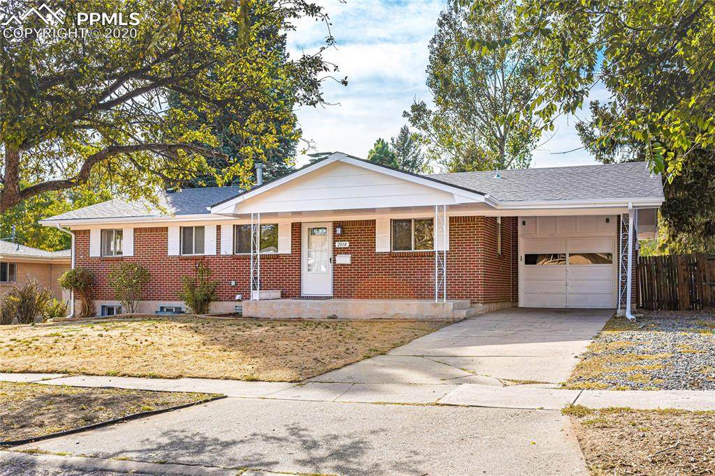 2018 Warwick Lane - Photo 1