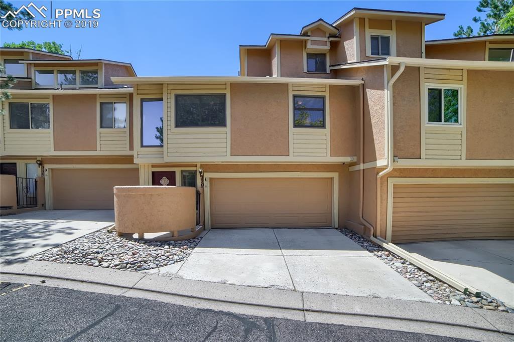 320 Autumn Ridge Circle - Photo 1