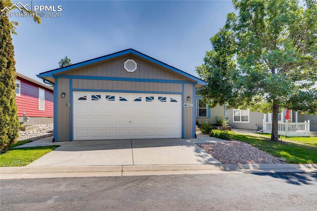 4623 Pine Marten Point - Photo 1