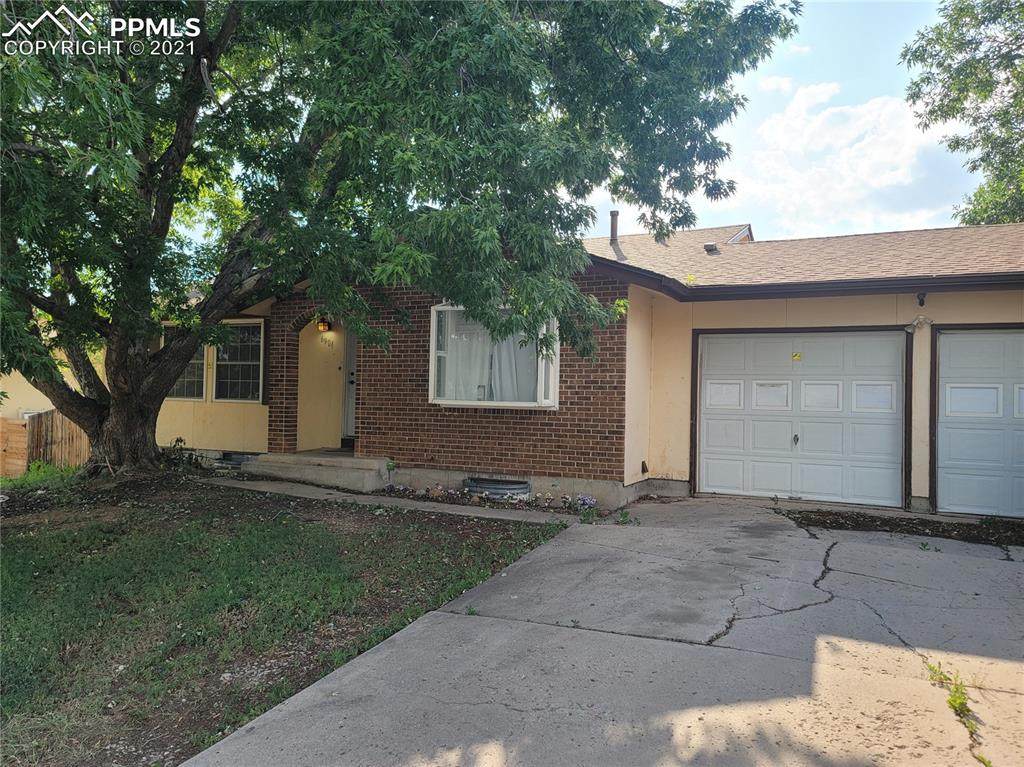 6901 Millbrook Circle - Photo 1