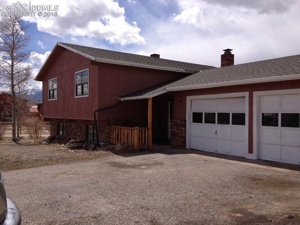 302 5th Street - Photo 1
