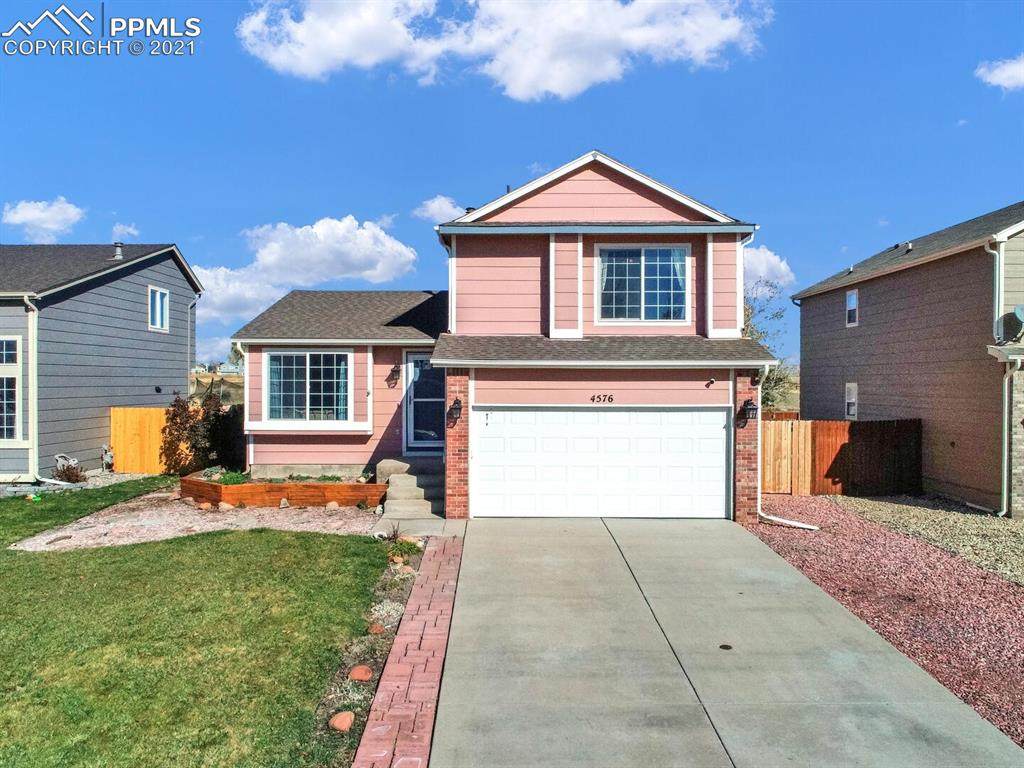 4576 Gunbarrel Drive - Photo 1