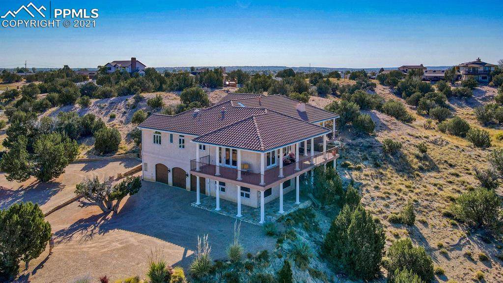501 Siesta Way - Photo 1