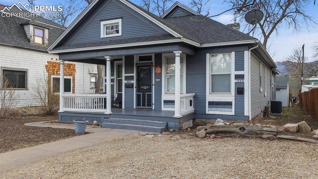 1011 Pikes Peak Avenue - Photo 1