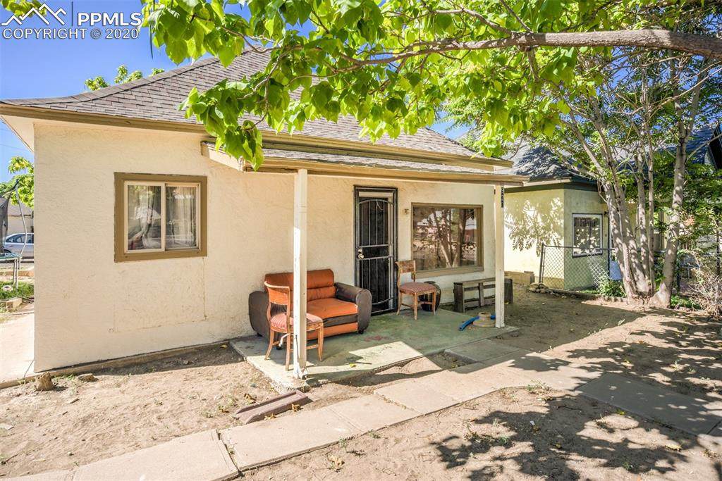 920 4th Street - Photo 1