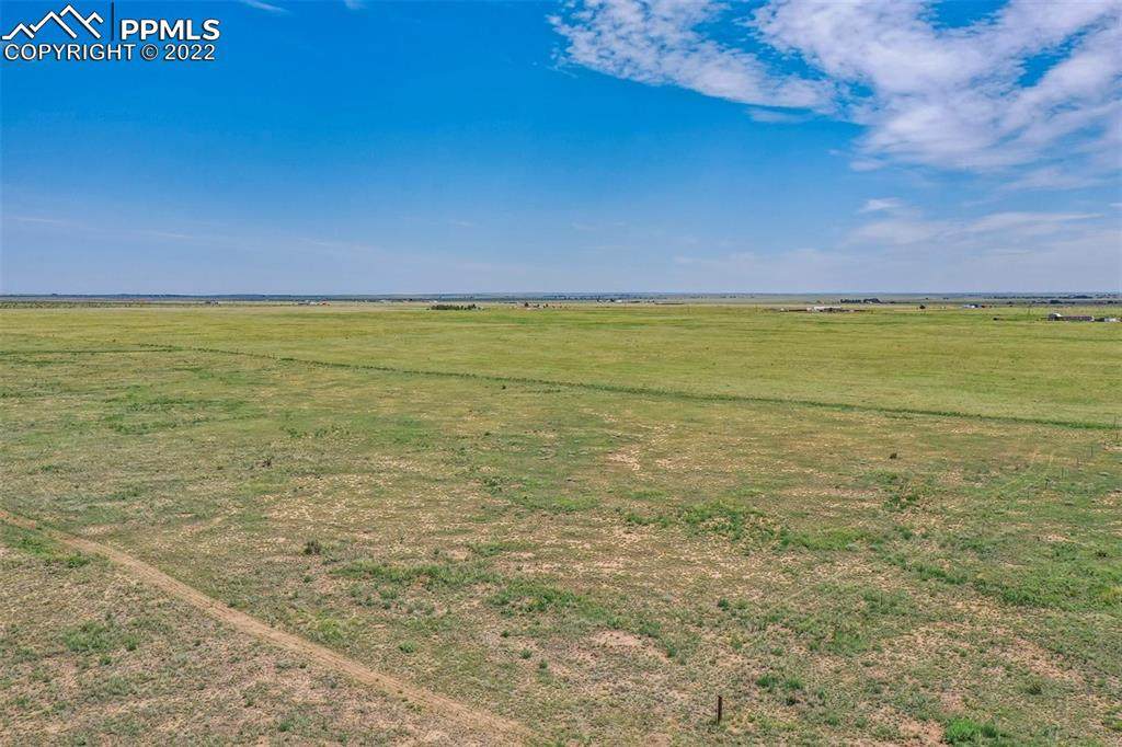 15825 Meadowbrook Drive - Photo 1