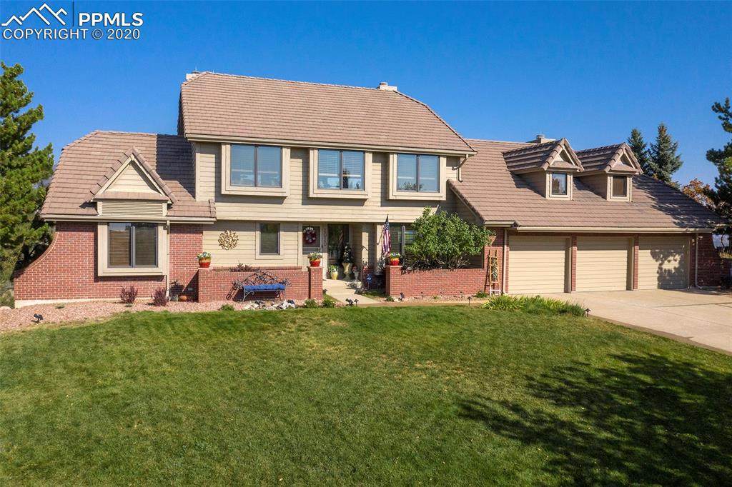 2020 Hunters Point Lane - Photo 1