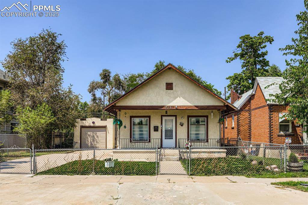 715 Van Buren Street - Photo 1