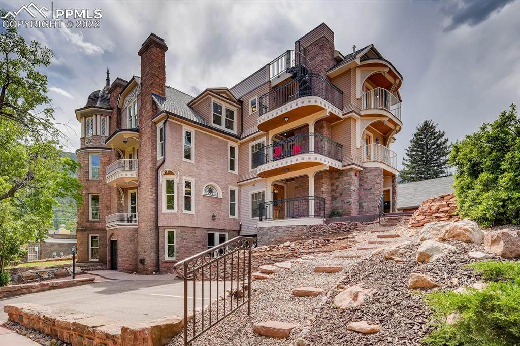 2 Grand Avenue - Photo 1