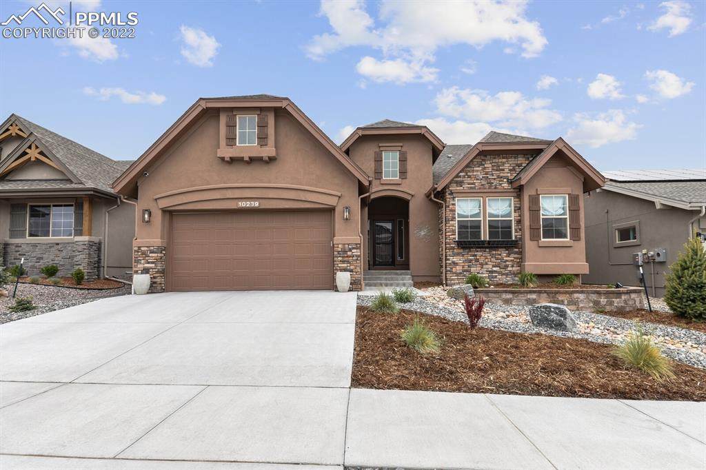 10239 Kentwood Drive - Photo 1