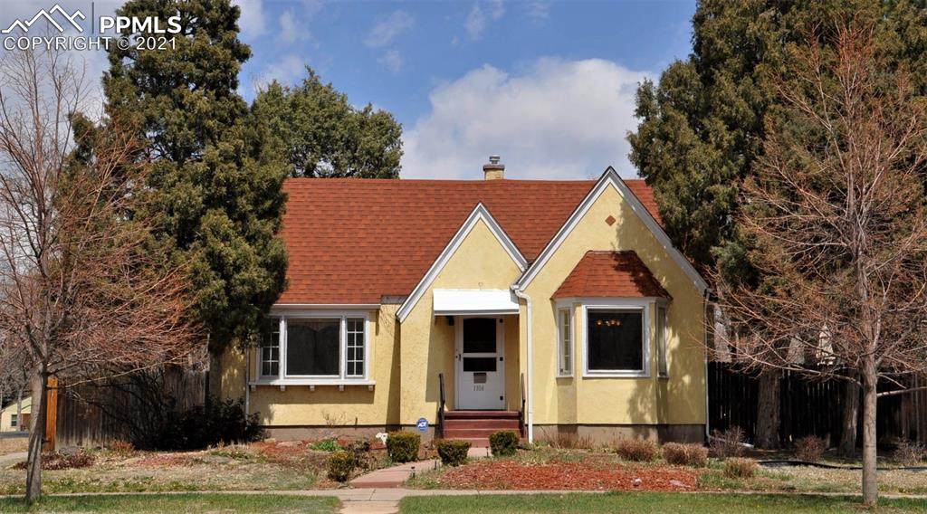 1104 Willamette Avenue - Photo 1