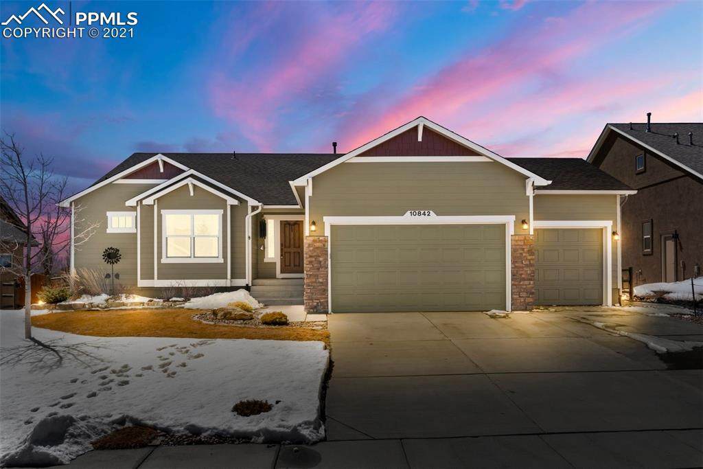 10842 Torreys Peak Way - Photo 1