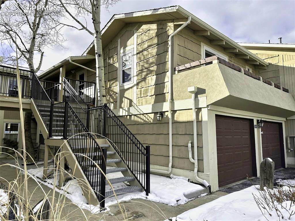 1658 Deer Creek Road - Photo 1